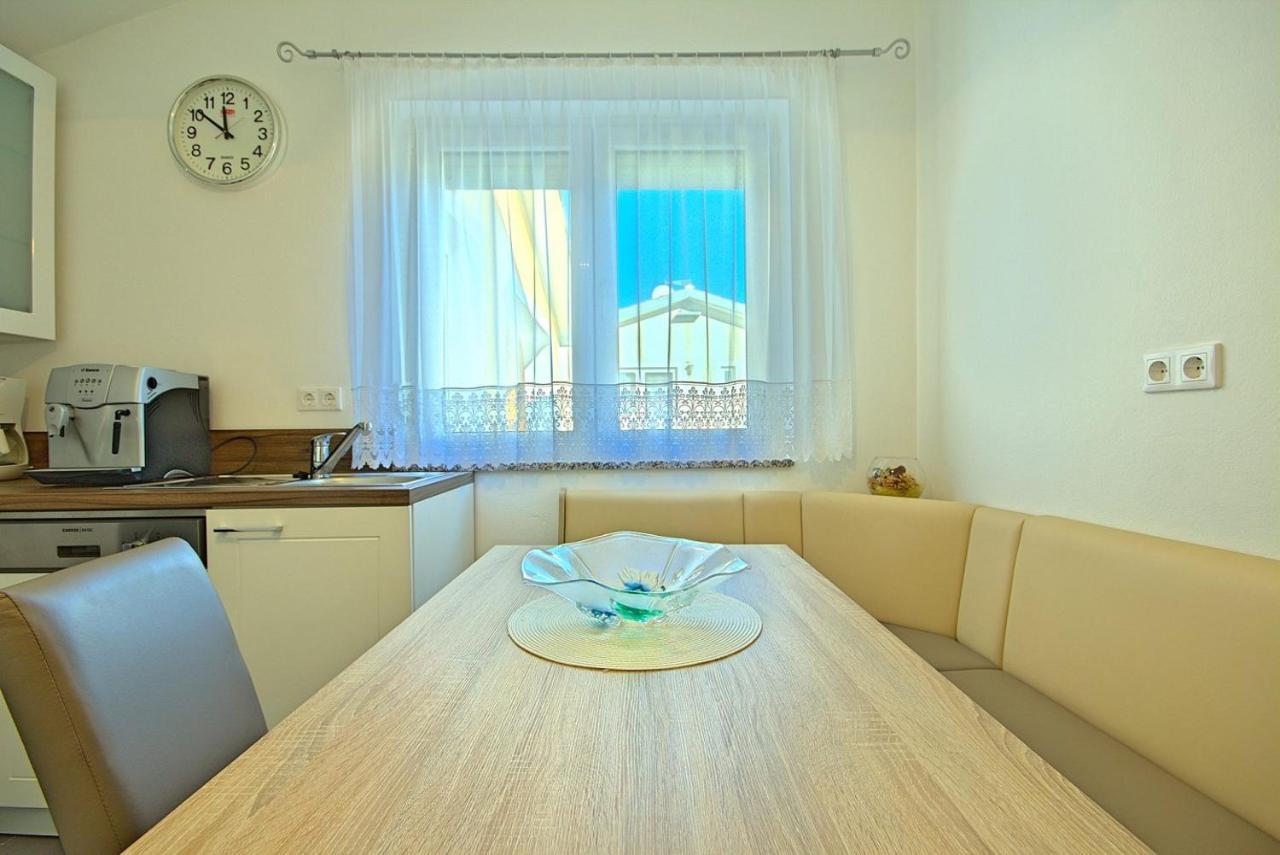 App Rosi Apartment Porec Exterior photo